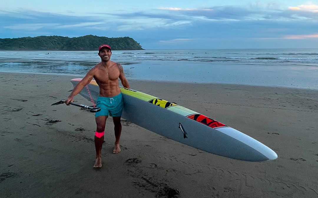 Entrena SUP en Playa Venao, Pedasí con Edonays Caballero
